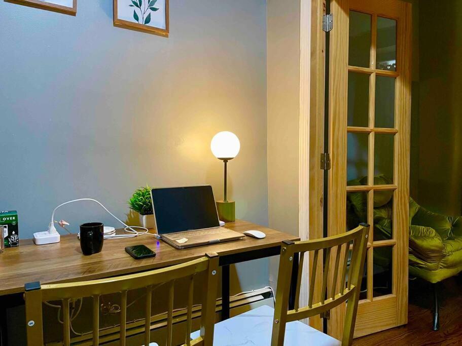 Cozy Studio Staycation - Brooklyn Close To Train Stations ニューヨーク エクステリア 写真